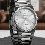AR Collection "Icon" Series   “ Integrated Bracelet Quartz Timepiece - black-silver-3